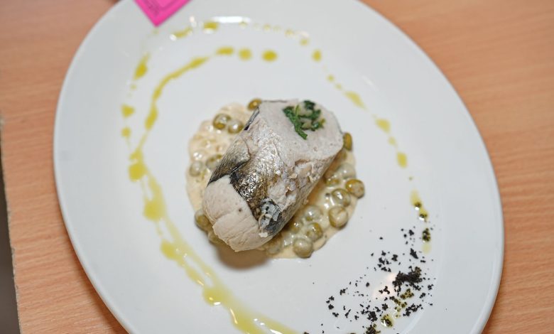 farshirovannyj sig v slivochnom souse